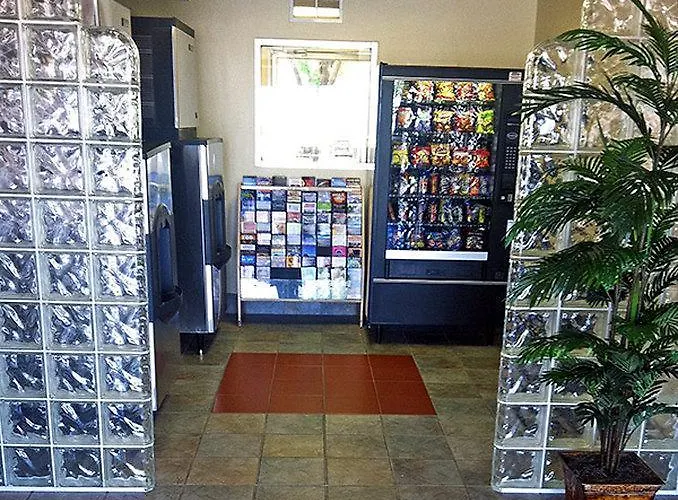6-holbrook, Az 3*