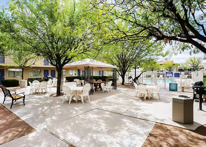 6-holbrook, Az 3* Holbrook