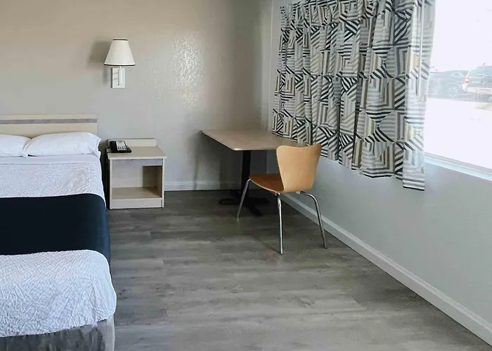 6-holbrook, Az 3* Holbrook
