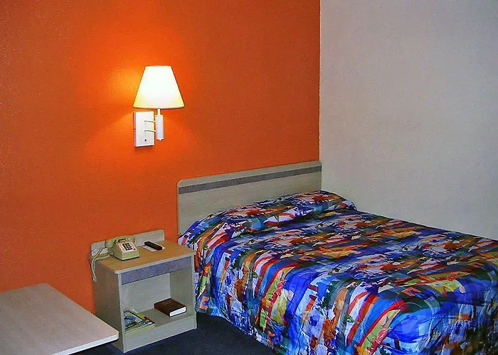 6-holbrook, Az 3*